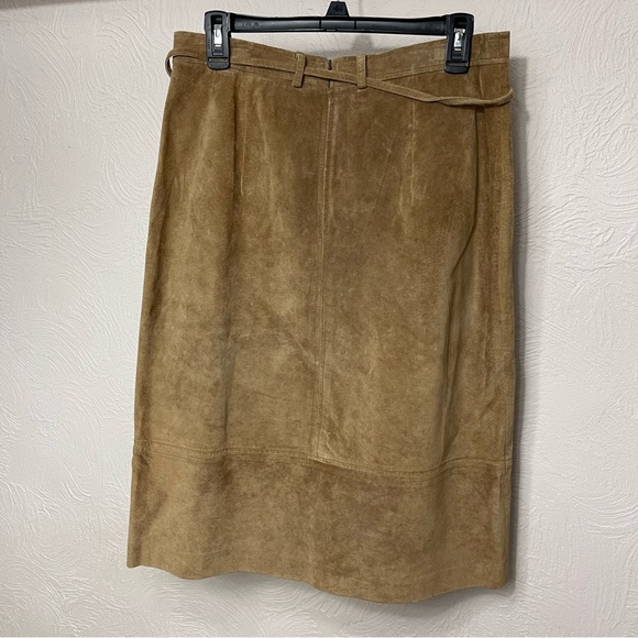 J. Marco Galleries Suede Skirt - Picture 3 of 7
